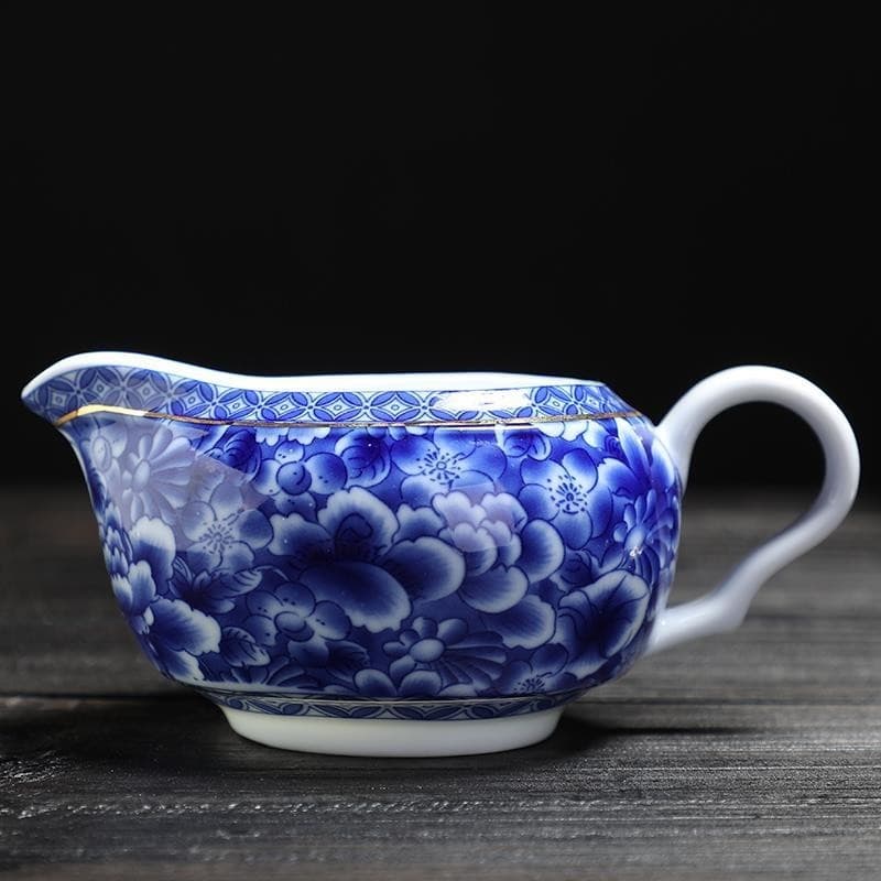 Xícara de chá Justice Cup Distribuidor de chá em cerâmica Chá Haigong Cu Fair Cup Distribuidor de chá em cerâmica Chávena de chá Mar Chávena de chá masculina Tamanho grande Creative Jingdezhen Blue White Porcelain Uniform Cup Kung Fu Acessórios do conjunt