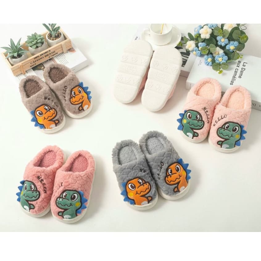 Pantufa para o inverno modelo dinossauro / Pantufa Infantil