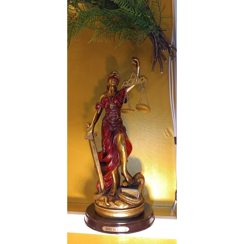 ESCULTURA DAMA DA JUSTIÇA VERMELHO EM RESINA 11CM
