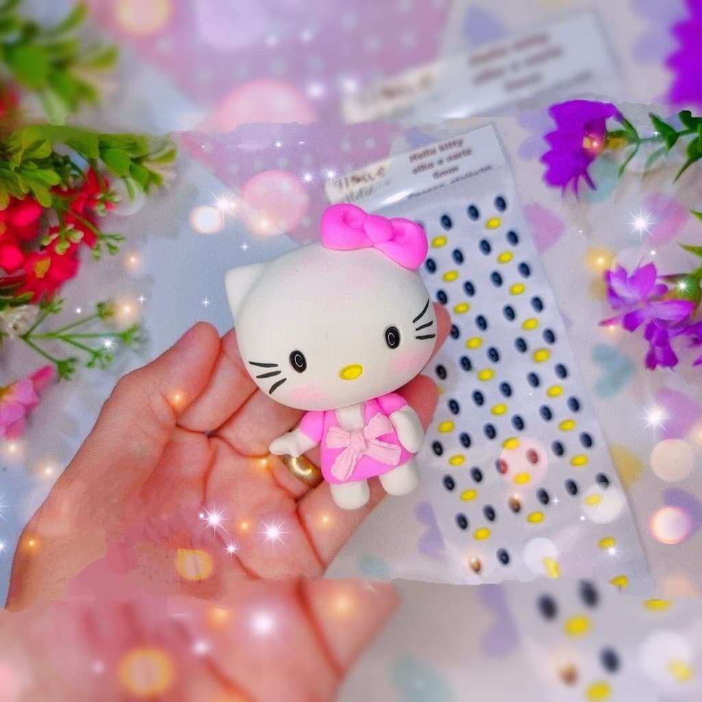 Olho Adesivo Resinado Hello Kitty para apliques de biscuit