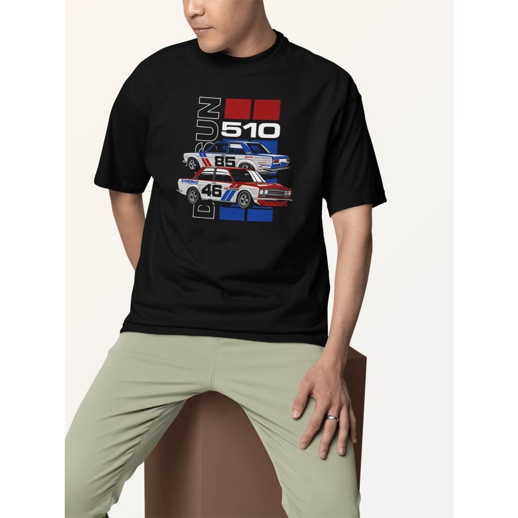 Camiseta Camisa Masculina Unissex  Streetwear Gola Redonda Estampa Grande - Formula 1 Datsun Bluebird 510 85