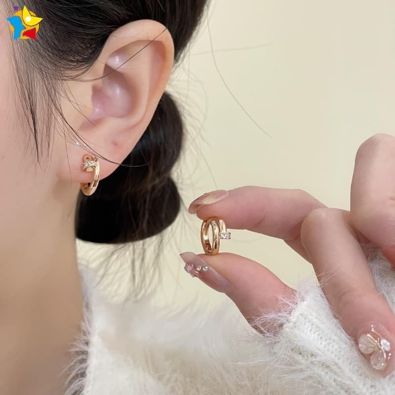 Brinco De Zircônio Simples Versátil E Brilhante Círculo Redondo Para Meninas Minimalistas Brincos De Coudelaria Em Forma De Prego Da