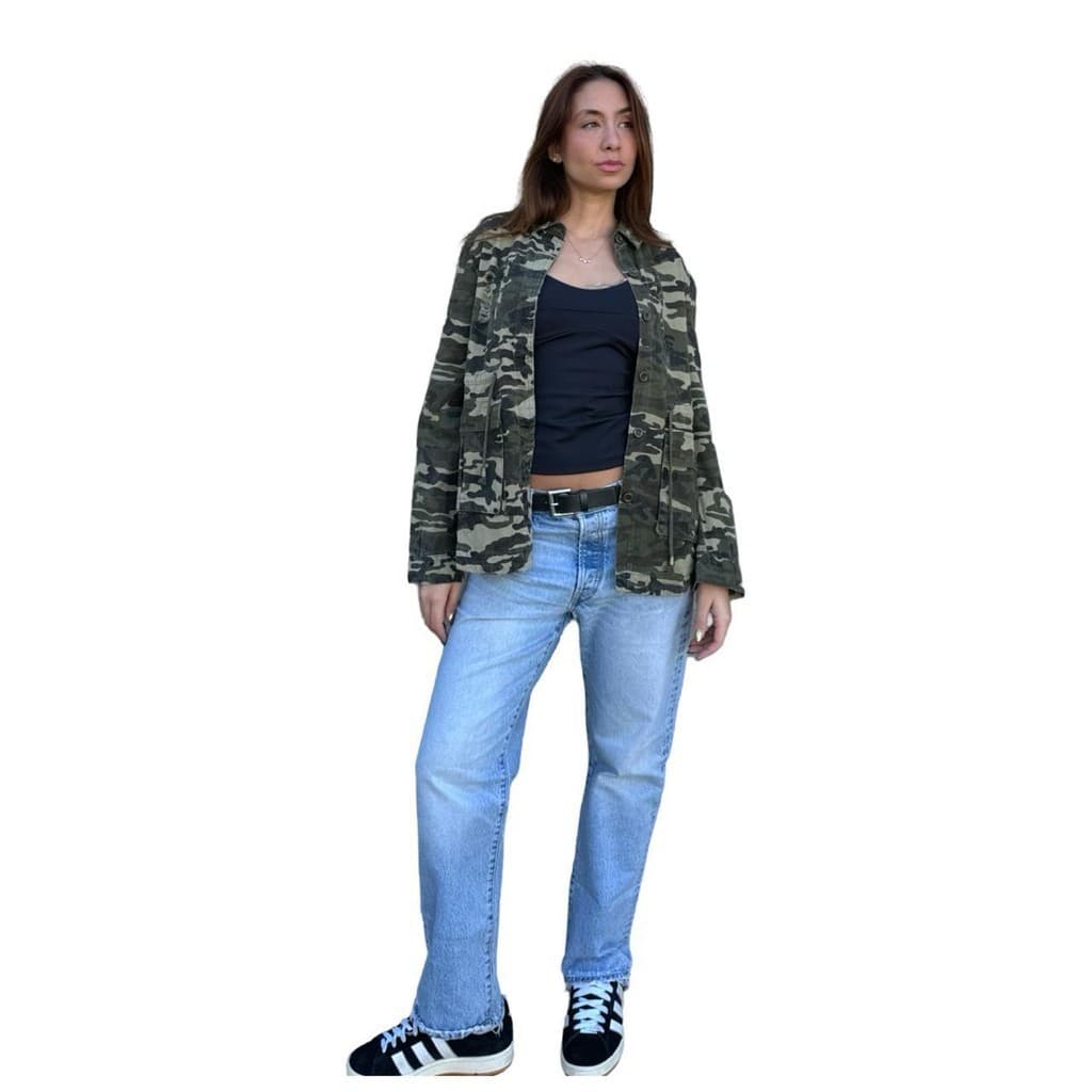 Parka Militar com Escrita "You Don't Know Anything" em Paetê