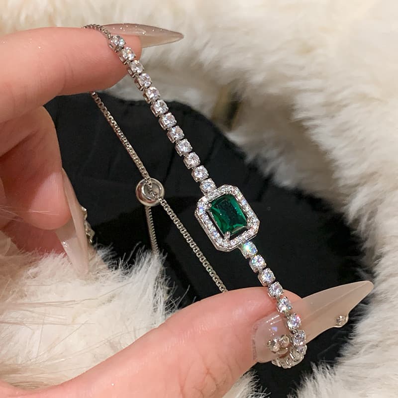 Pulseira Ajustável Quadrada De Zircônia Verde Estilo Luxuoso Leve , Acessório Artesanal Simples E Criativo Para Presente