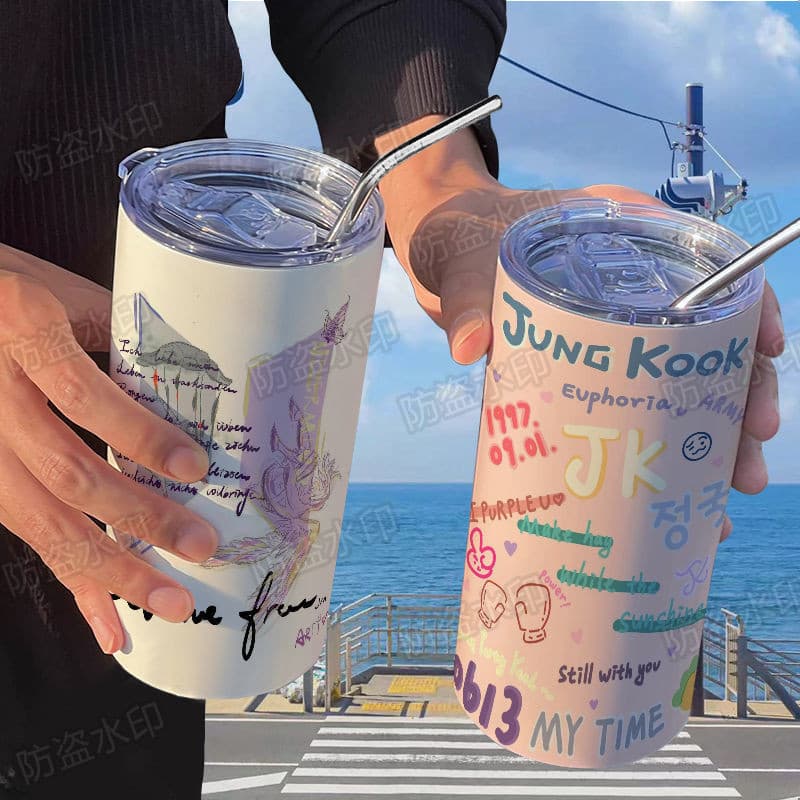 Copo térmico BTS Bangtan Boys com canudo, copo casual para café, copo térmico portátil de aço inoxidável com canudo.