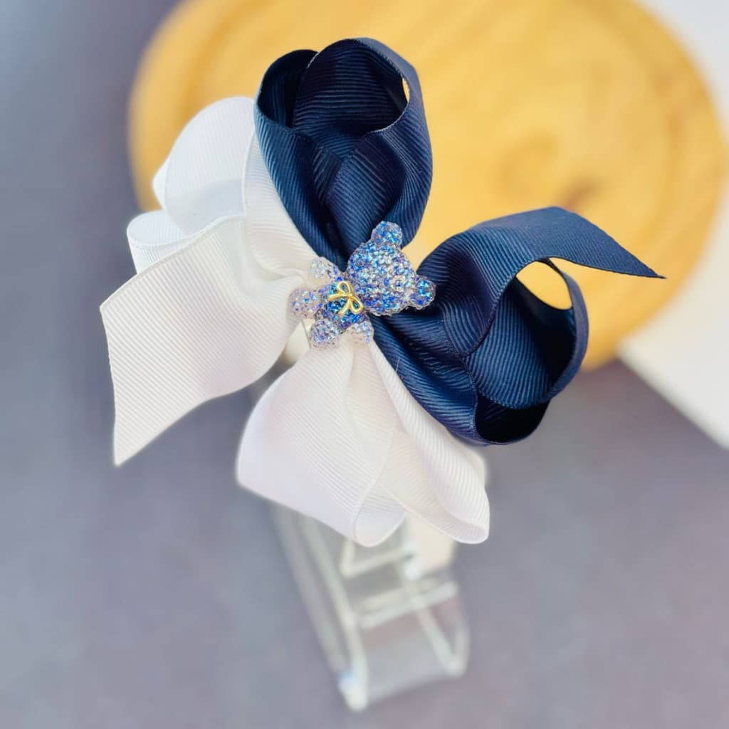Tiara infantil  / Tiara luxo / arco infantil/ tiara azul marinho escuro e branco /  laço B / aplique urso