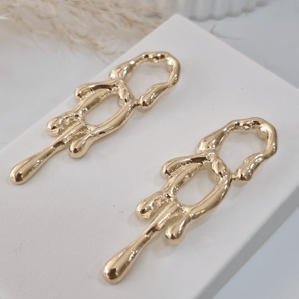 Brinco derretido folheado em ouro 18k
