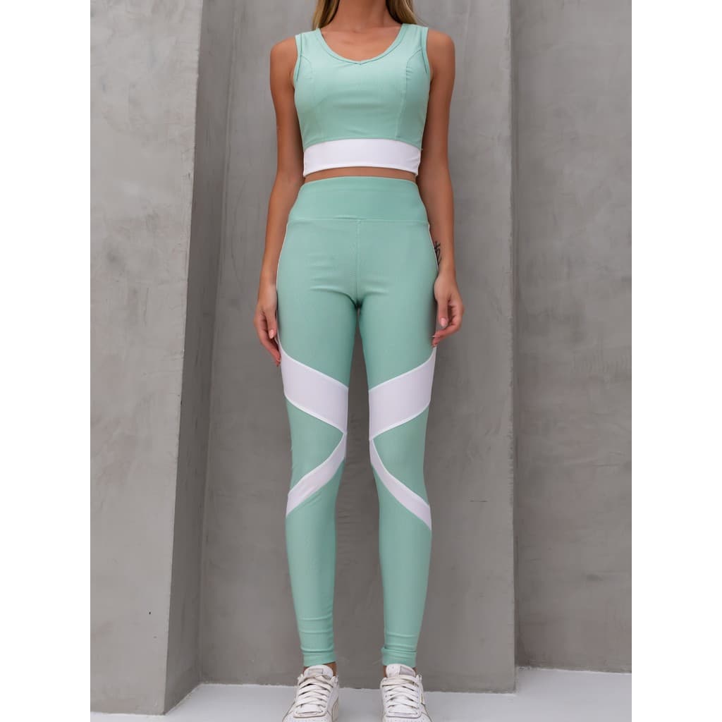 Conjunto Esportiva Fitness Feminina Com Recorte Blogueirinha