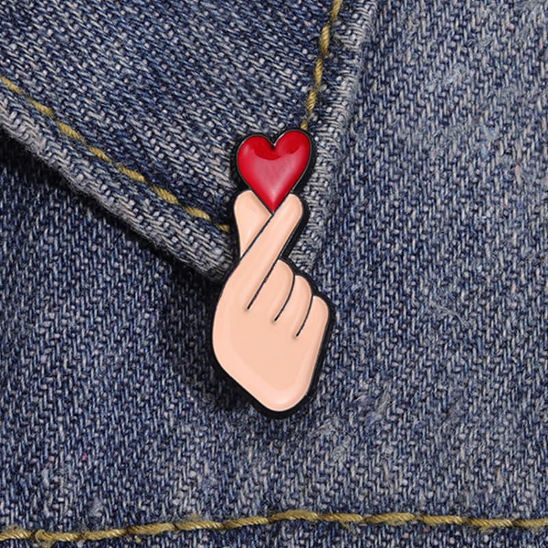 Broche Criativo " Coração " De Liga Para Roupas Decorativas E Alfinetes De Bolsa Crachá De Casal Fofo Amigo