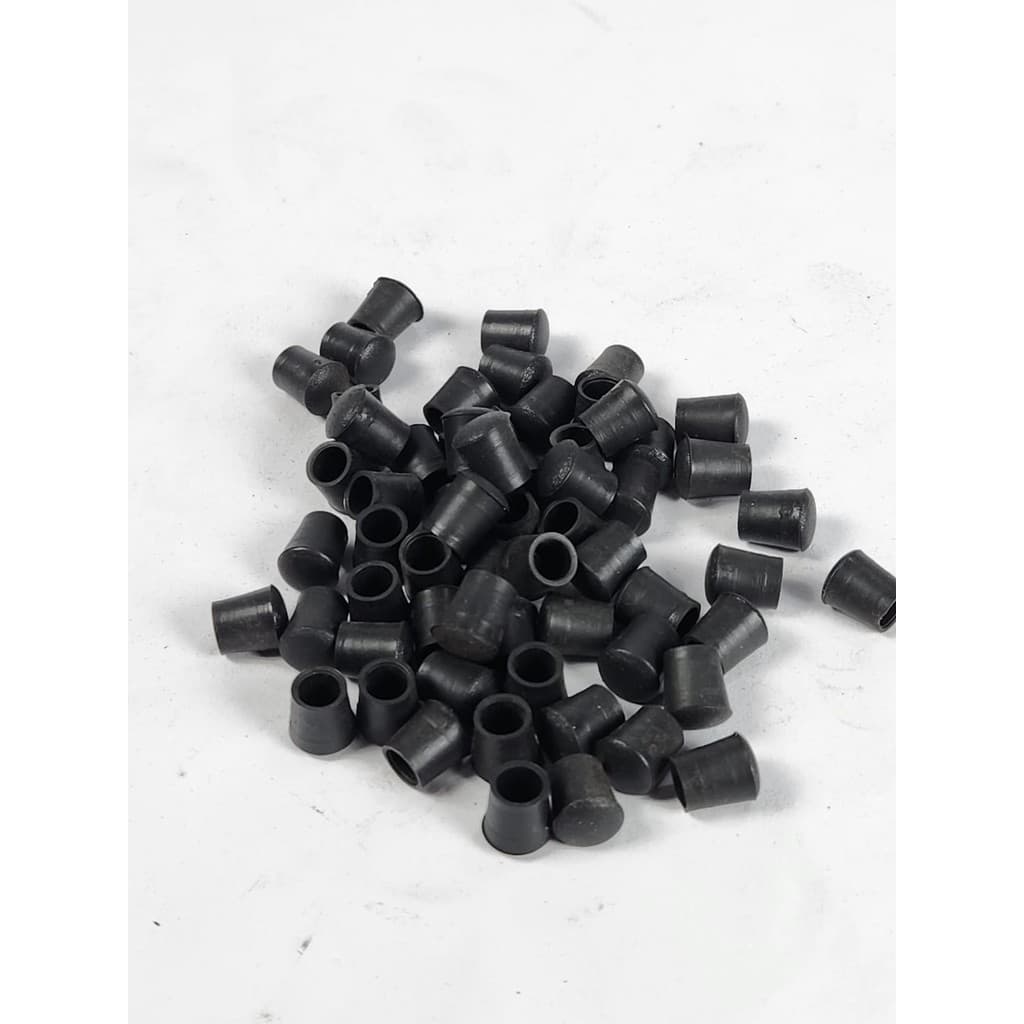 Ponteira externa preta em PVC de 1/4 de polegada ( 6,35 mm) para barra maçica de 1/4 de polegada - 100 UNIDADES