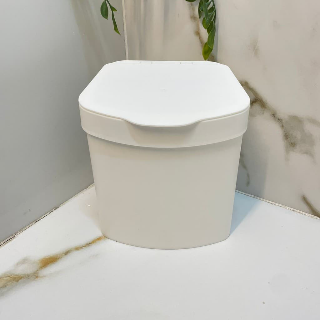 Lixeira Cozinha Pia Bancada Branco Acetinada 2,5L Future