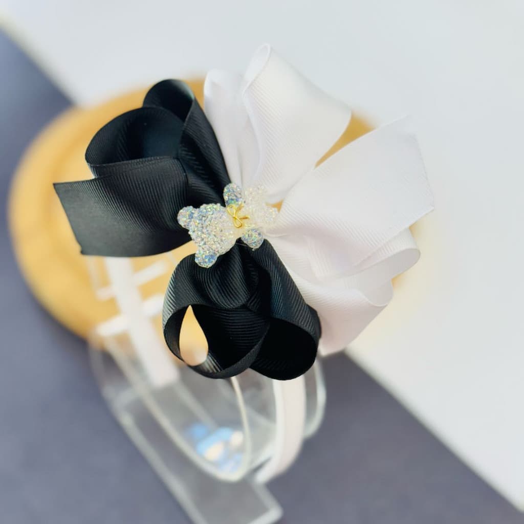 Tiara infantil  / Tiara luxo / arco infantil/ tiara preto e branco /  laço B / aplique urso