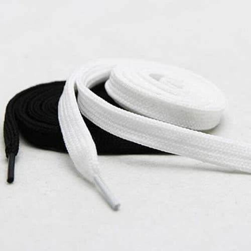 2 Pares Cadarço Chato De Algodão 1,40 Cm Kit 2 Pares Branco E Preto
