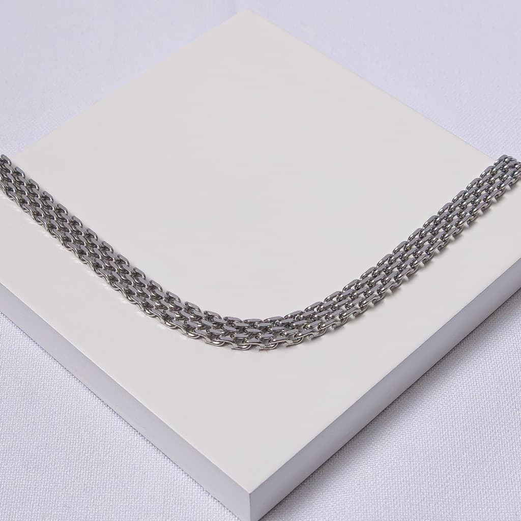 Corrente Aço Inox Prata Elo Entrelaçado Achatado Masculina