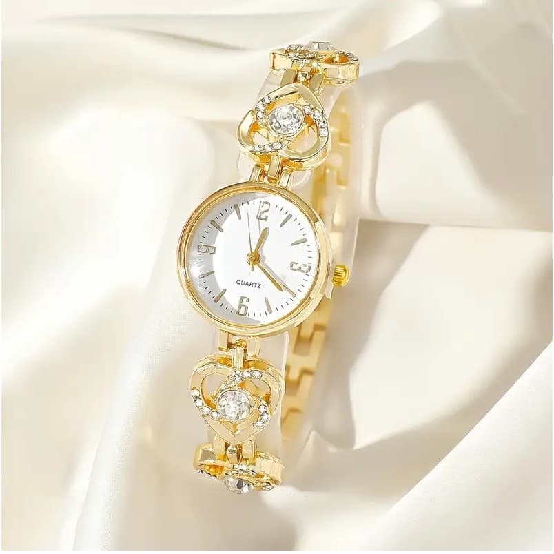 Relógio Fino Feminino Aço Inoxidável Pingente Coração Strass Pequeno