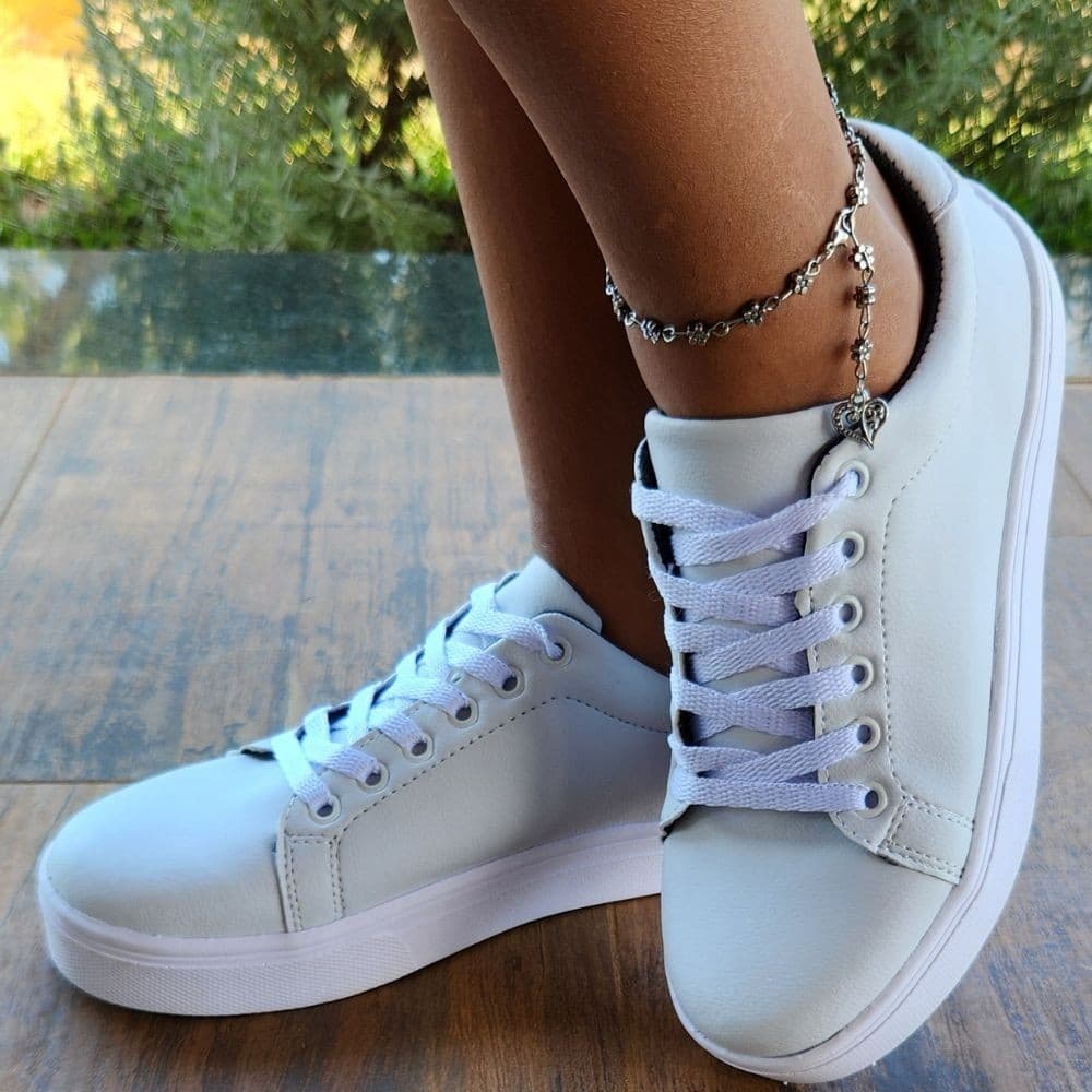 Tenis Feminino Branco Casual Com Sola de Borracha Anti-Derrapante. Classico Casual Para o Dia  a Dia