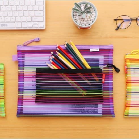 kit 3 Estojo Multiuso Bolsinha Nylon Colorido Necessaire Porta Mascara Descartavel (Cor Aleatória|）
