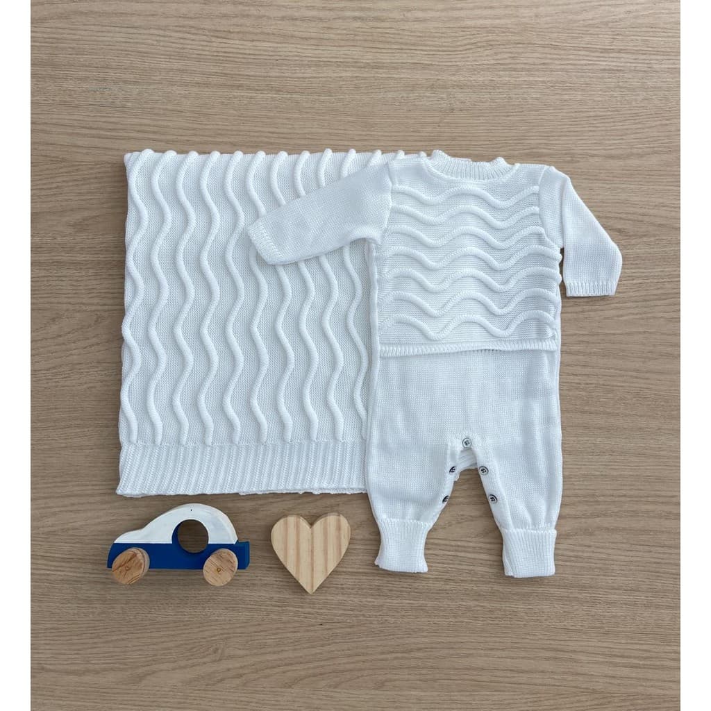 Kit Macacão Onda Manta Saída Maternidade  Menino Menina Bebê Tricô RN