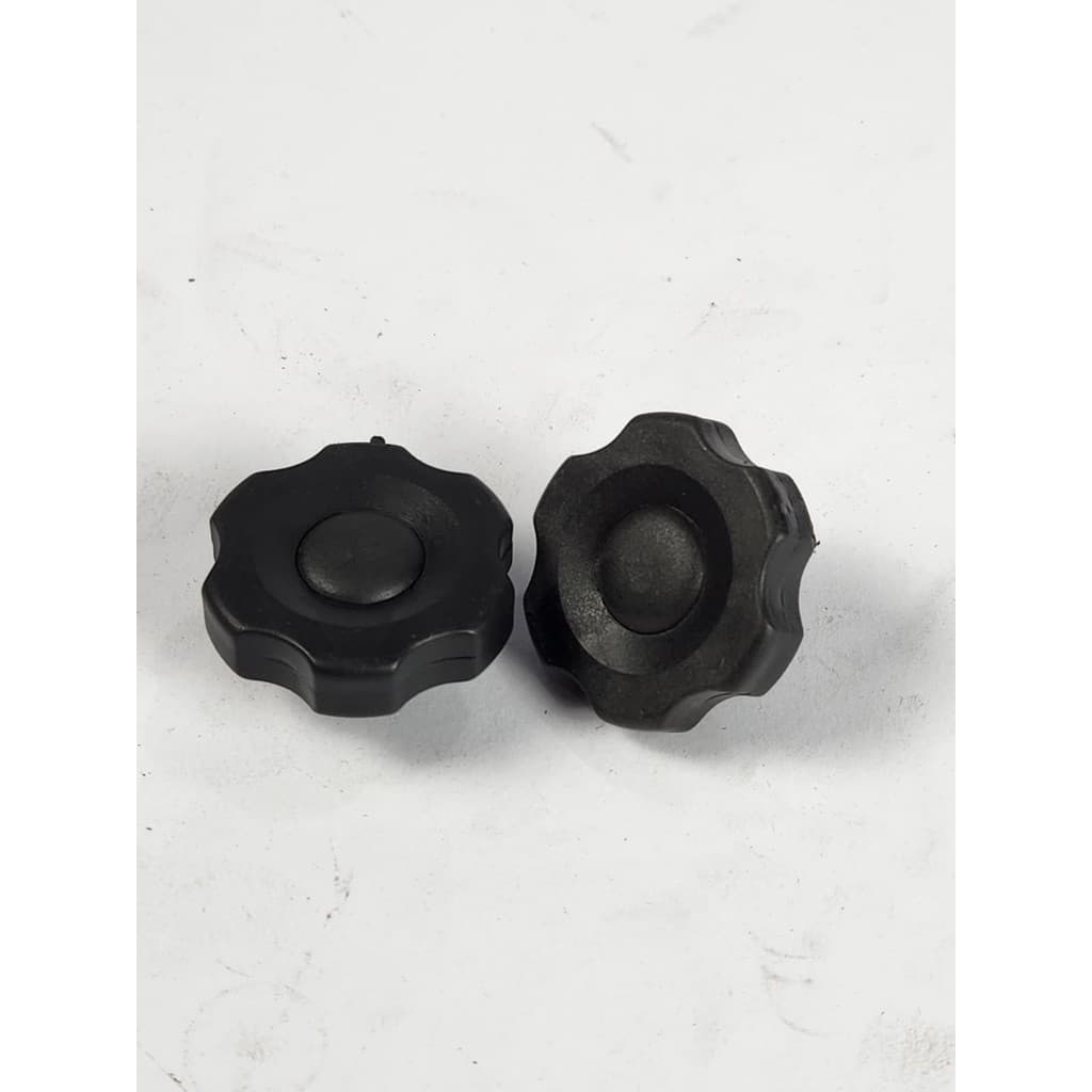 MANIPULO 45mm PRETO FEMEA COM PORCA DE 1/4 DE ROSCA - 02 PEÇAS