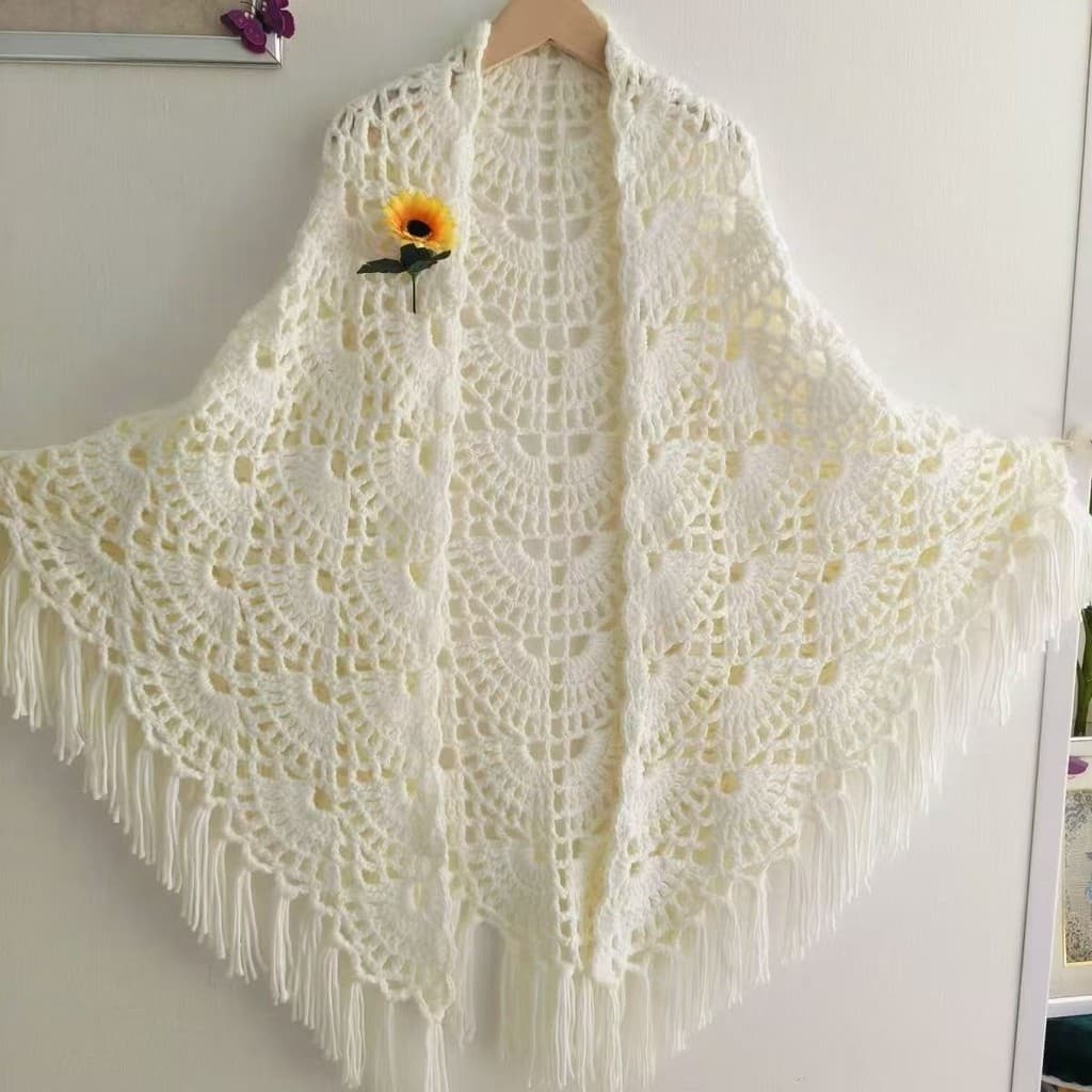 Novo produto esquilo pena borla manto triângulo oco xale pulôver camisola artesanal crochê