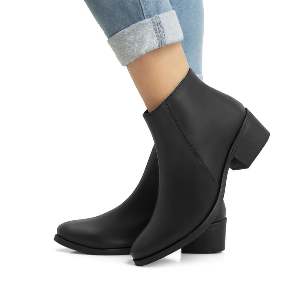 Bota Feminina Coturno Chelsea Moda Blogueira Salto 4 cm
