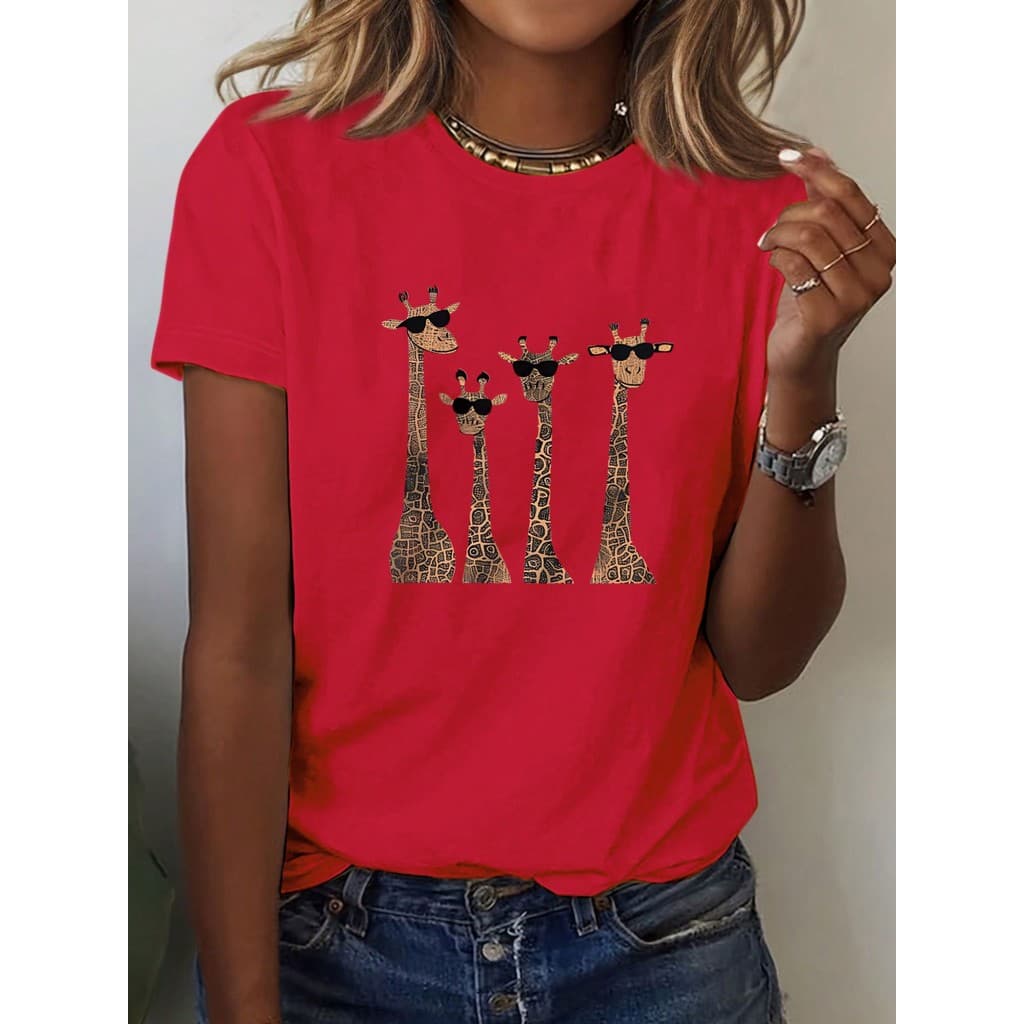 Camiseta Feminina Estampada com Girafa de Óculos