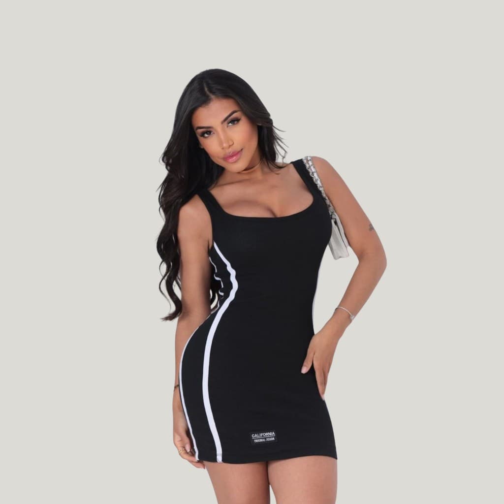 Vestido Feminino Curto Canelado Sem Manga – Básico, Leve e Ideal para o Verão