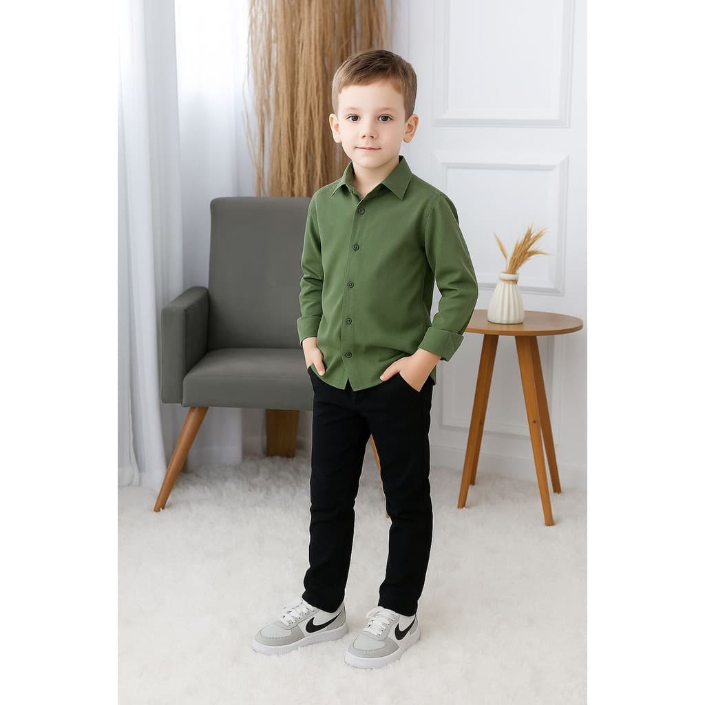 Calça Social Preta com Camisa Longa Verde Musgo