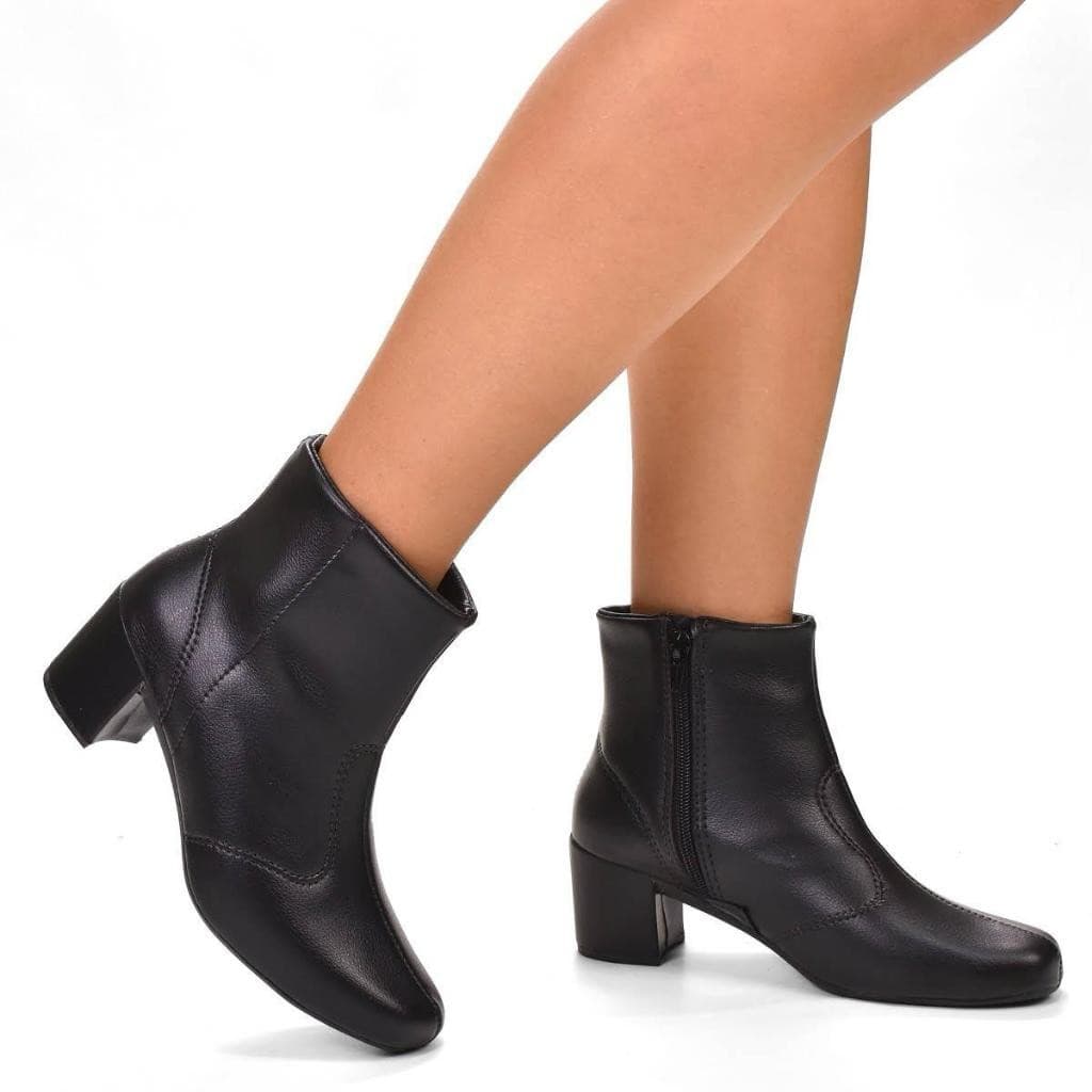 Bota Bico Quadrado Salto Baixo com Zíper Lateral Cano Curto Super Confortável