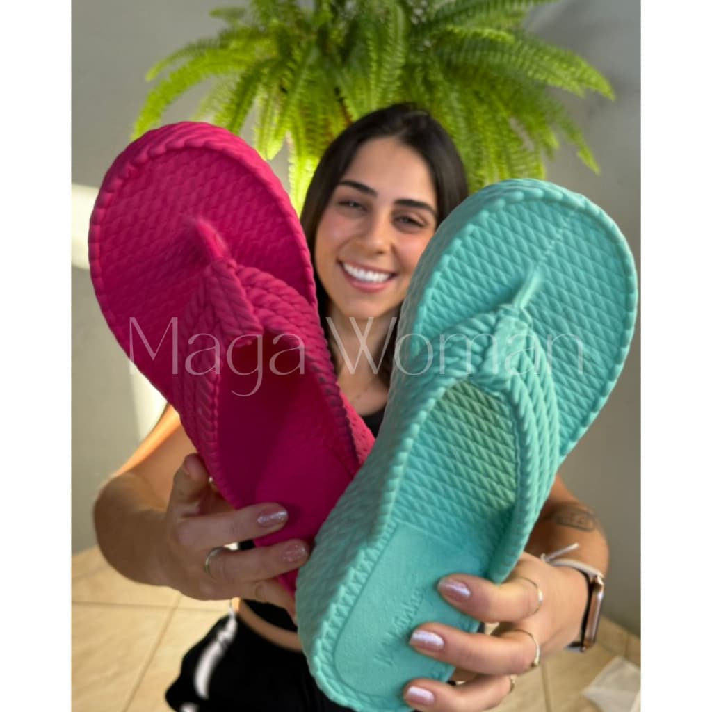 Chinelo Sandalia Plataforma Flat Trançado Feminino Confortável Estiloso Lançamento Verão Moda Praia