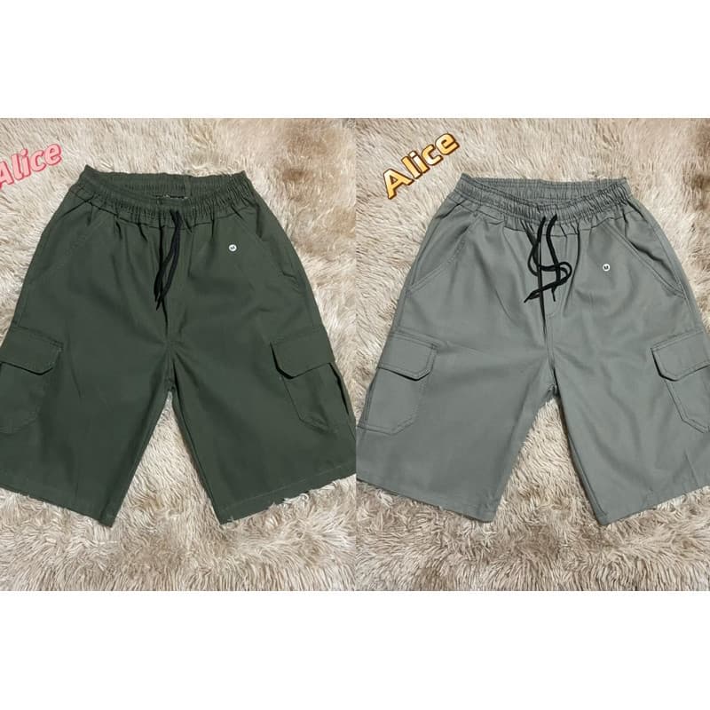 kit 2 bermuda cargo com 6 bolsos  cintura elástica,