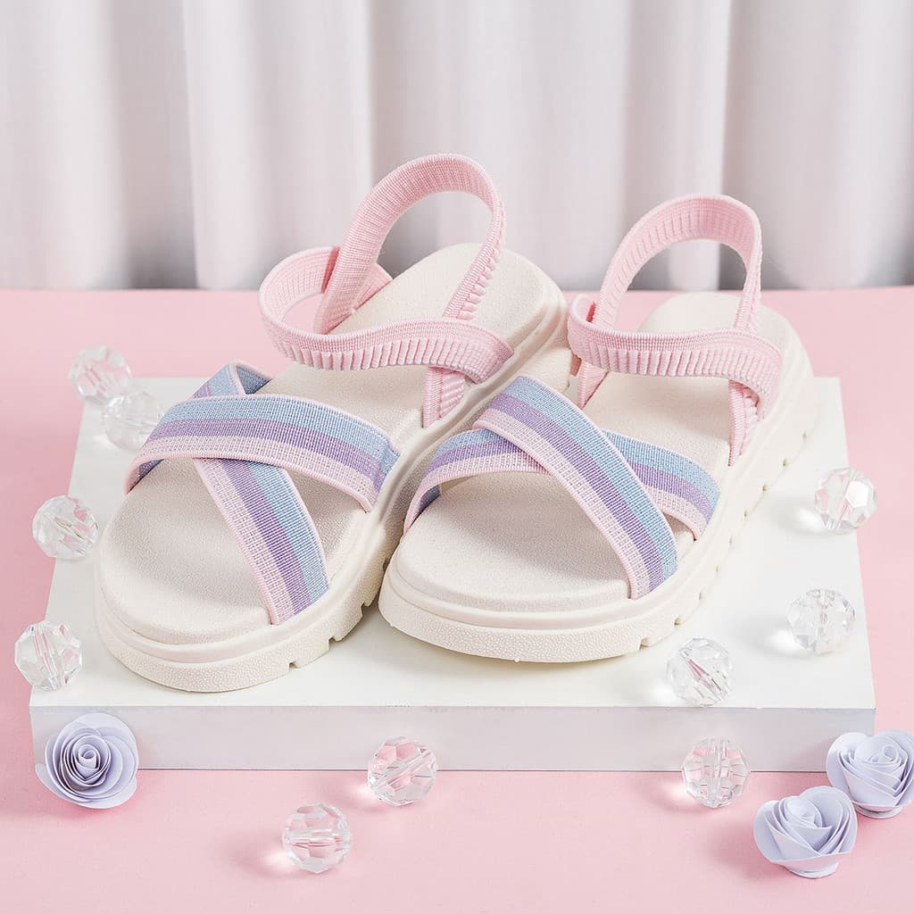 Sandália Infantil Feminina com Tiras Coloridas e Solado Branco Conforto com Estilo
