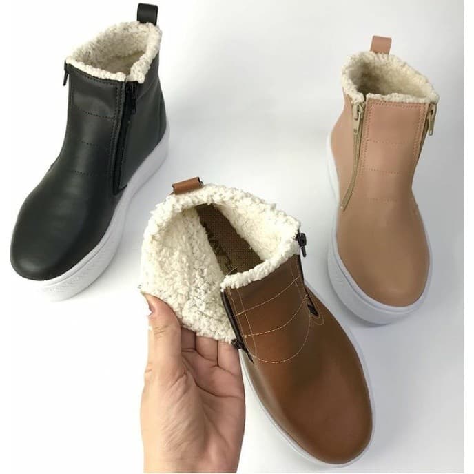 Tênis Botinha casual com pelinhos forrada - Bota com pelo - Botinha Tênis com Pelo Quentinha