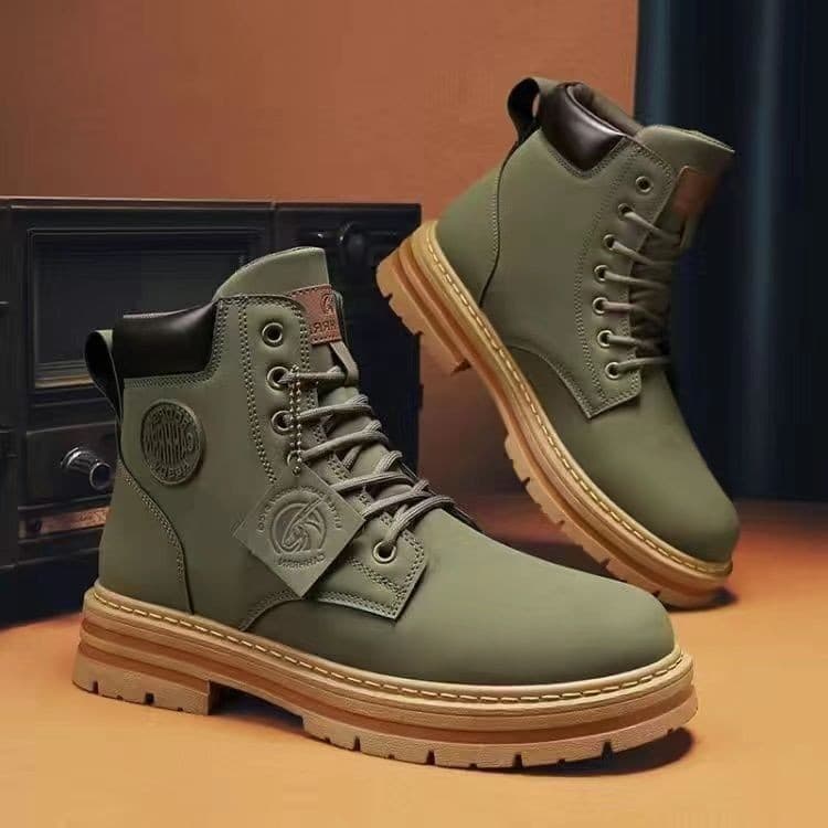 Verão novas botas Martin de alta qualidade para homens versão coreana versátil estilo britânico botas de fundo grosso