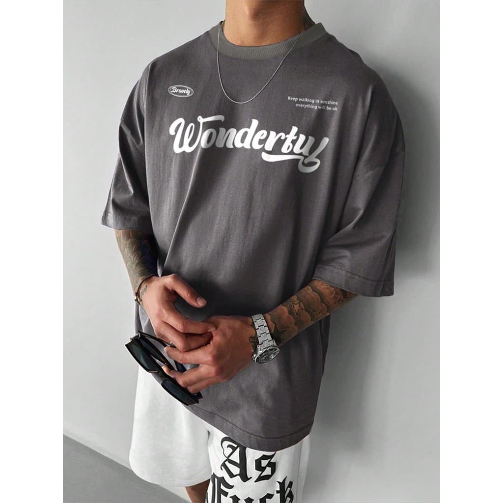 2024 Camiseta Básica Masculina Hypemode Homens Gráfico de Slogan  Ombro Caído Nova