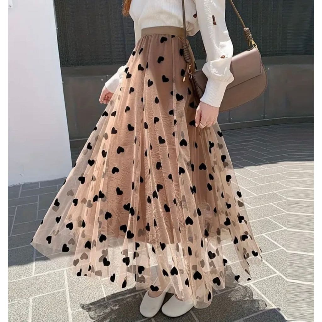 Saia de Tule Moda Feminina Midi Comprida Longa Elegante e Elastica de coraçao/saia midi/saia tule/saia longa