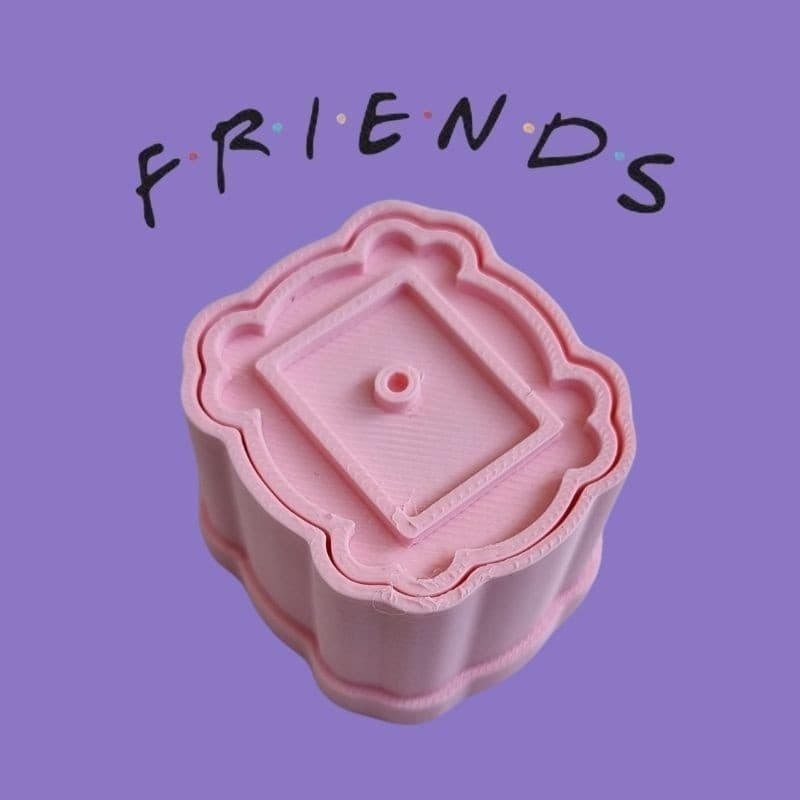 Ejetor Modelador de Brigadeiro, Massas, Doces e Pasta Americana tema friends Moldura da porta da Mônica
