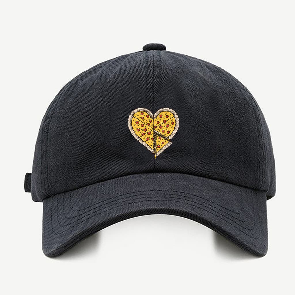 Bone baseball masculino preto Pizza CoraçaoCom regualgem cores bege e branco