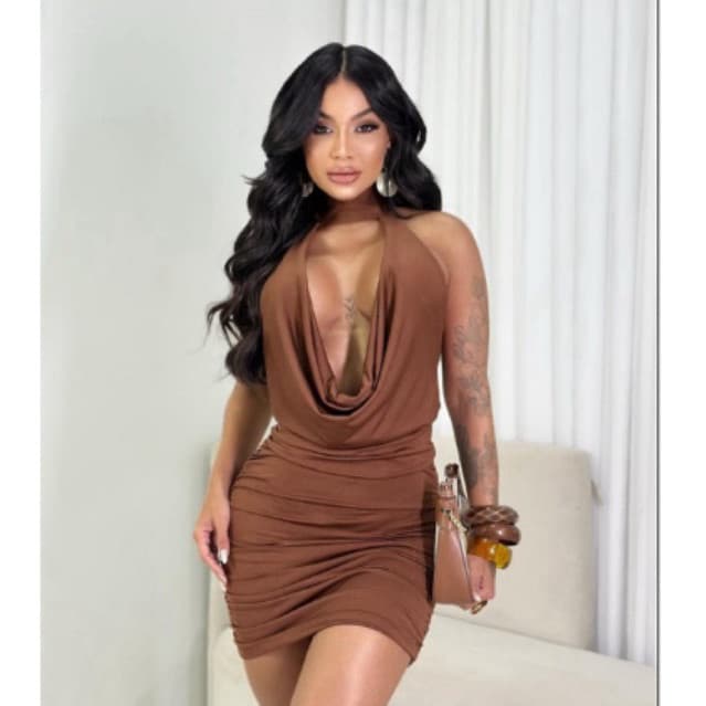 VESTIDO DECOTE PROFUNDO ELEGANTE MODA FEMININA 2025 BALADA ESTILO CASUAL