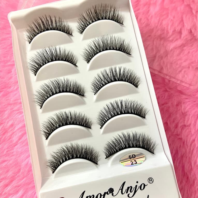 Cilios posticos 5D Qualidade Profissional Amor de Anjo caixa com 7 pares