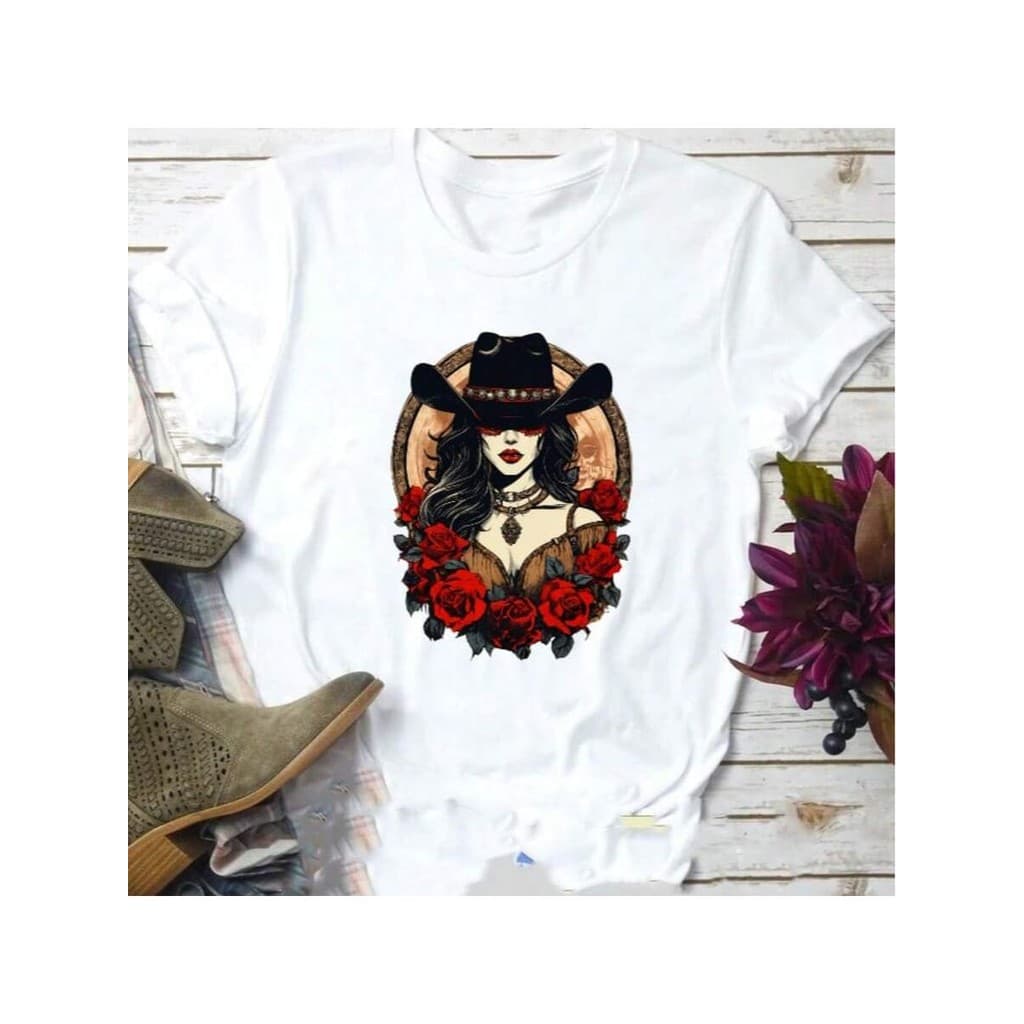 Camiseta Feminina Boiadeira Rosas Vermelhas DELICADA