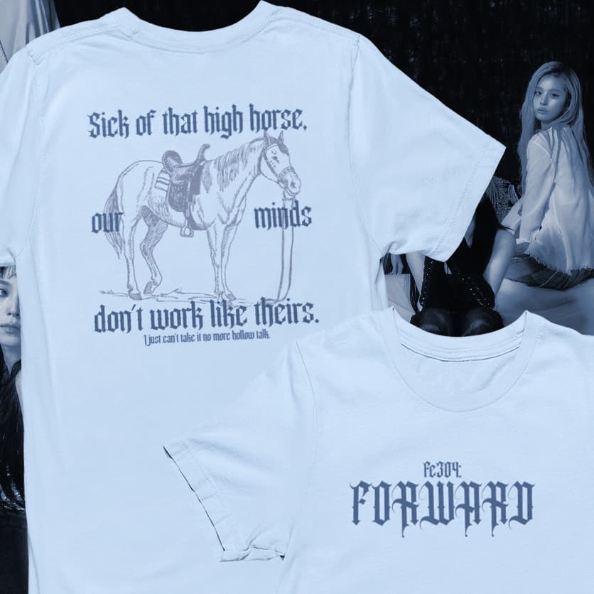 Camiseta Feminina Estampa NMIXX High Horse  - Blusa de Malha 100% Algodão - Envio Rápido - Spyke Shop