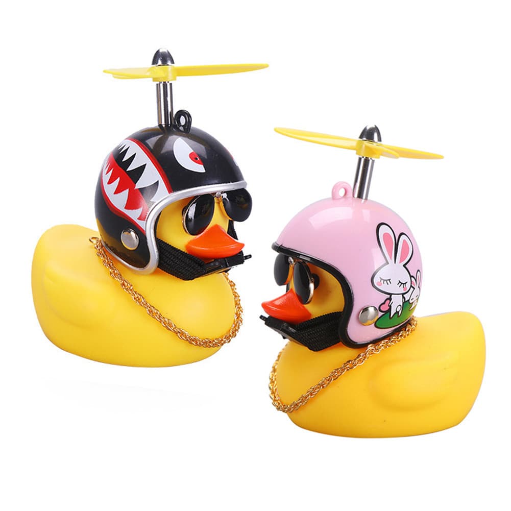 Patinho com Capacete Carro Moto Bicicleta Decorativo Acessórios
