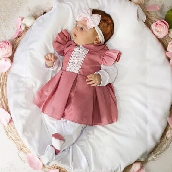 Kit Saída Maternidade Menina Floral 4 Peças RN | Macacão, Vestido, Faixa e Manta Algodão