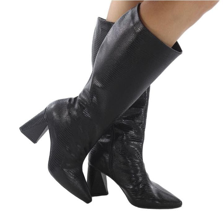 Bota Feminina Moda Texana Country Salto Bloco Grosso Alto 7,5cm Bico Fino Cano Longo Estampa Lizard