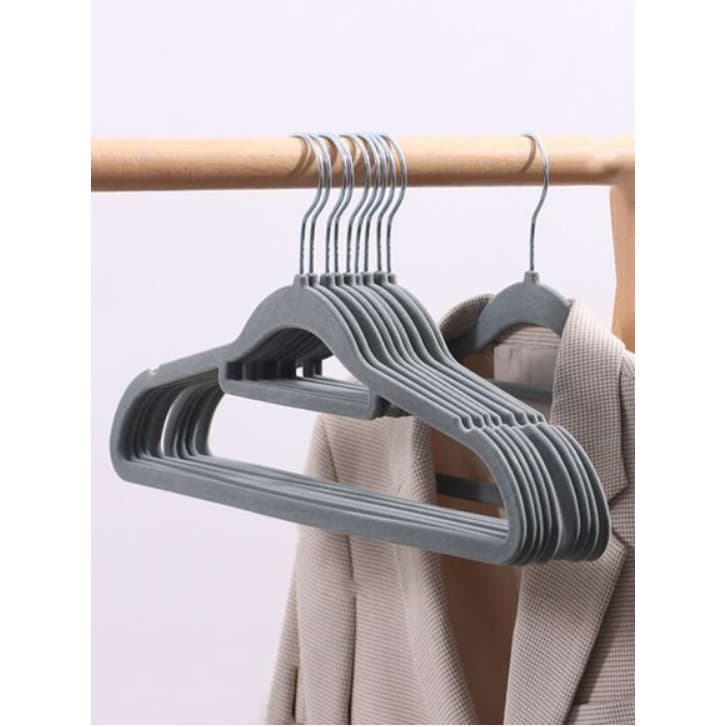 kit 50 Cabides de Veludo Adulto com Gravateiro 41cm