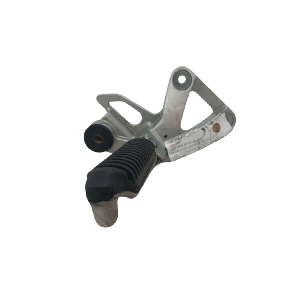 PEDALEIRA DIREITA - MOTOCICLETA SUZUKI GSX 750 2007