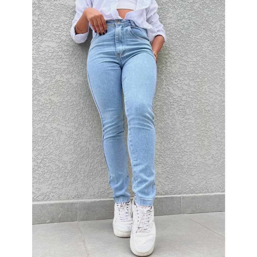 ninajeans 015 8248 010 013 Calca Jeans Feminina Calca Mom com bolsa lisa sem rascada