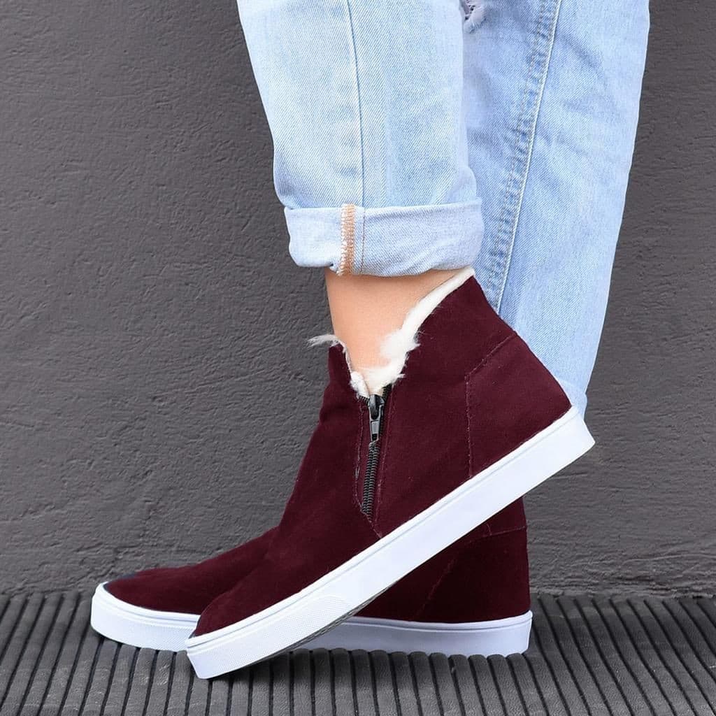 Tênis Botinha casual com pelinhos forrada Bota com pelo
