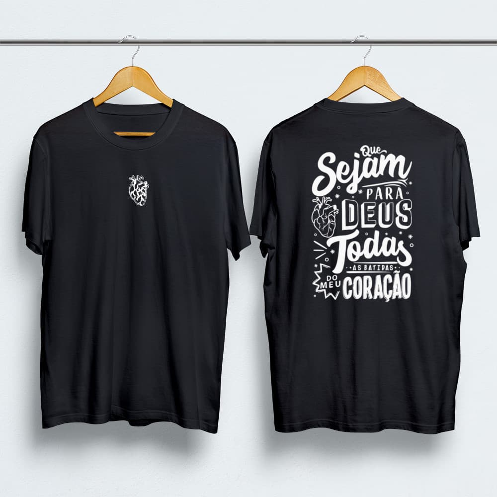 Camisa com frase católica: Coração de Jesus, Deus. Algodão. 'Que cada batida do meu coração seja para Deus.